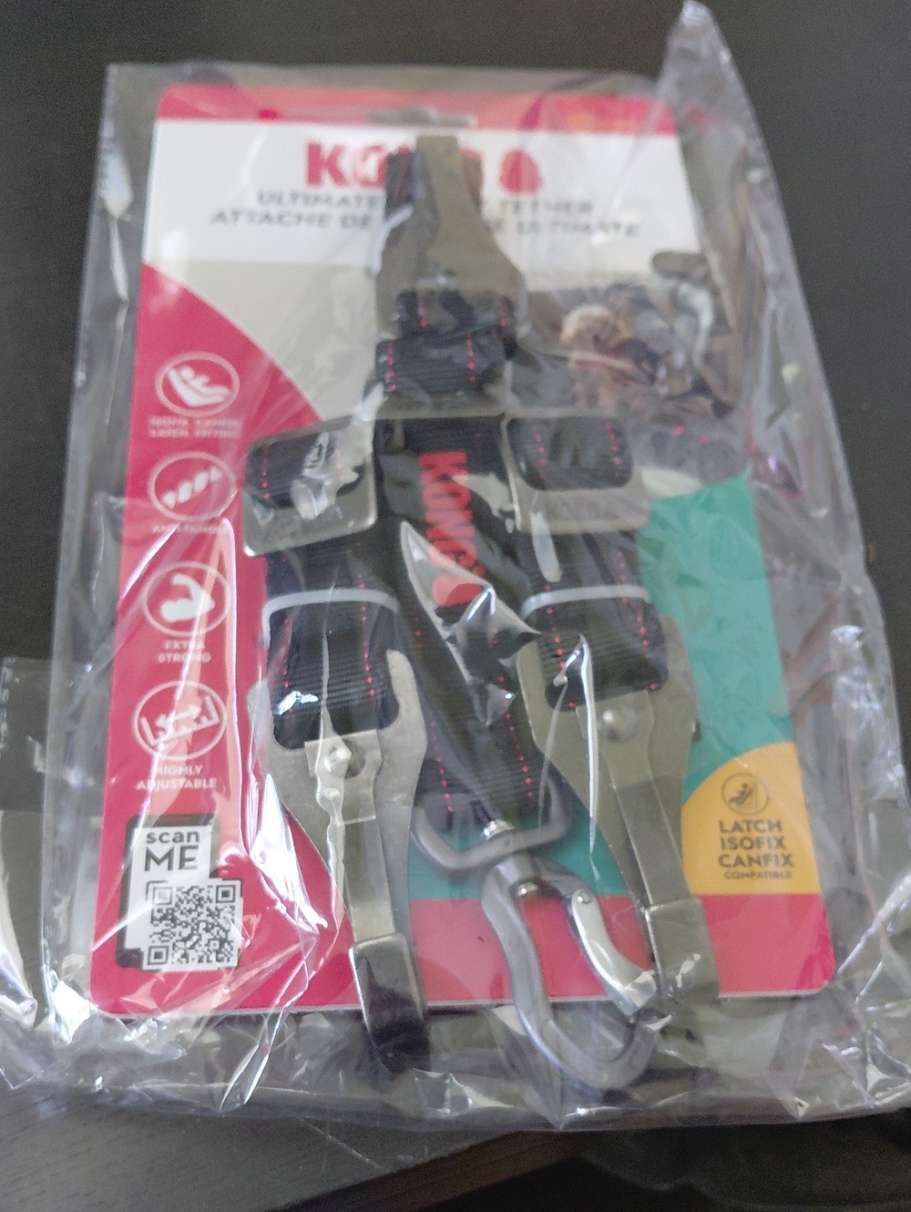 Kong Ultimate Safety Tether . Black Straps with Red Accent Car Seat Tether Set